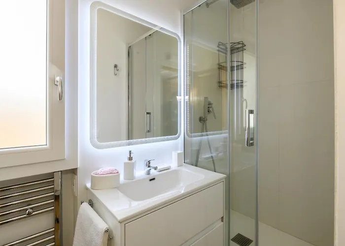 Apartamento Rooftop Porretta Citta Giardino Check-in From 3 Pm To 10 Pm Roma
